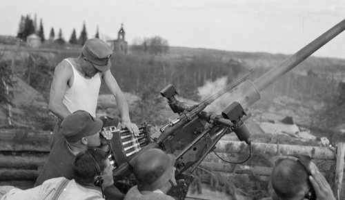 Позиция 40-мм зенитное орудие Bofors L60. Июнь 1943 г. 