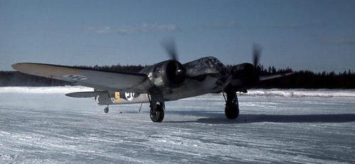 Бристоль Бленхейм перед взлетом на аэродроме Tikkakoski. Март 1944 г.