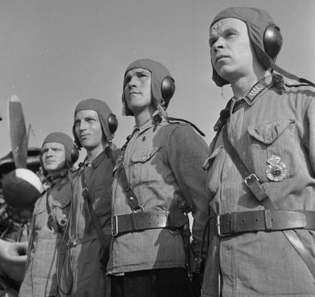 Летчики-истребители ВВС Финляндии. 20 августа 1944 г. 