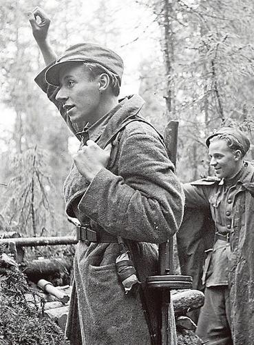 Финские солдаты в Ууксуярви. 4 сентября 1944 г. 