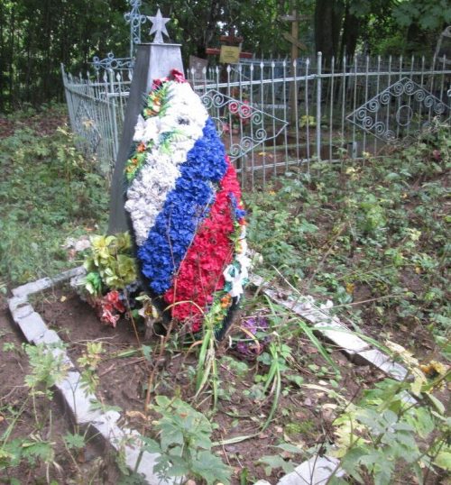 д. Бубново Смоленского р-на. Братская могила советских патриотов, казненных гитлеровцами в 1941-1942 годах.