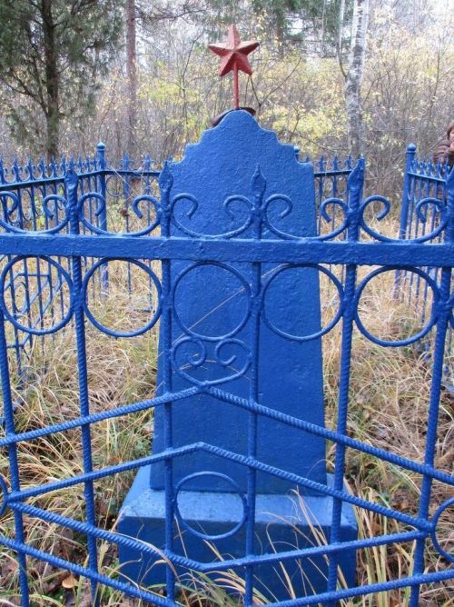 д. Зубари Смоленского р-на. Братская могила партизан отряда К.С. Заслонова, погибших в годы войны.