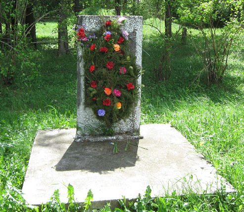 г. Сычевка. Братская могила советских воинов, умерших от ран в эвакогоспитале № 1851.