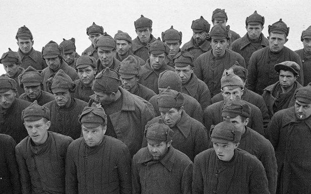 Советские военнослужащие в финском плену. 1939 г.