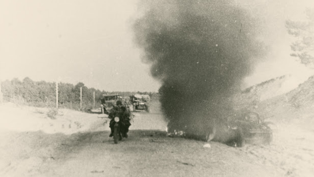 Немецкие войска на марше у Дубно. 25-29 июня 1941 г.