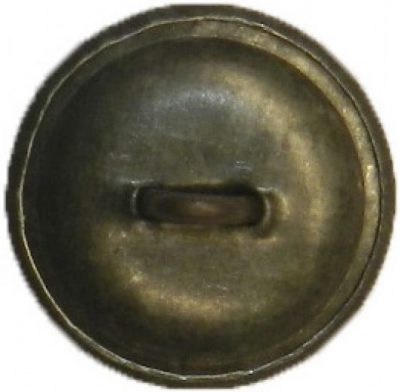 Пуговица РККА образца 1924 года, изготовленная из зачерненной латуни с крупной шагренью.