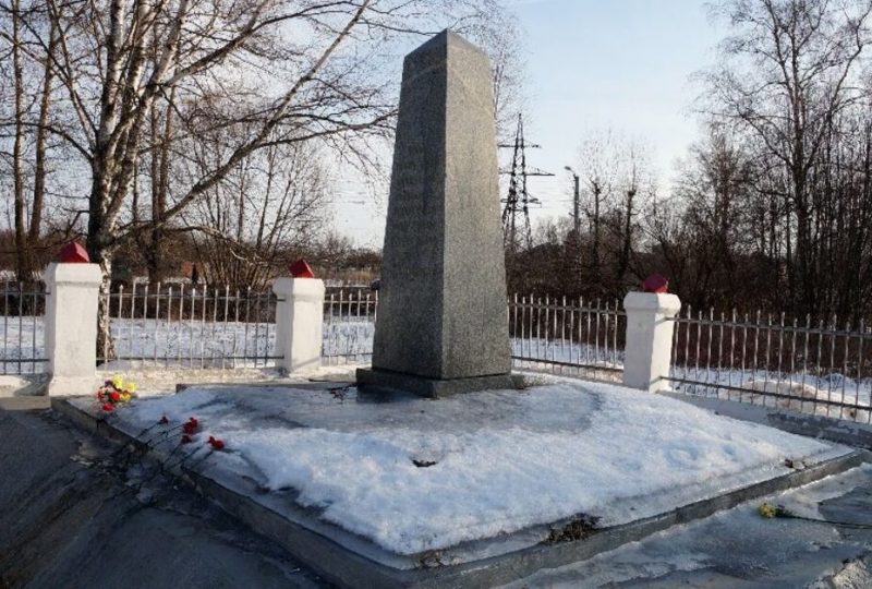 г. Тверь п. Элеватор. Братская могила советских воинов, в которой захоронено 137 советских воинов, в т.ч. 2 неизвестных.