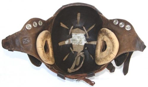 Кожаный летний шлемофон Type 15 образца 1945 года.