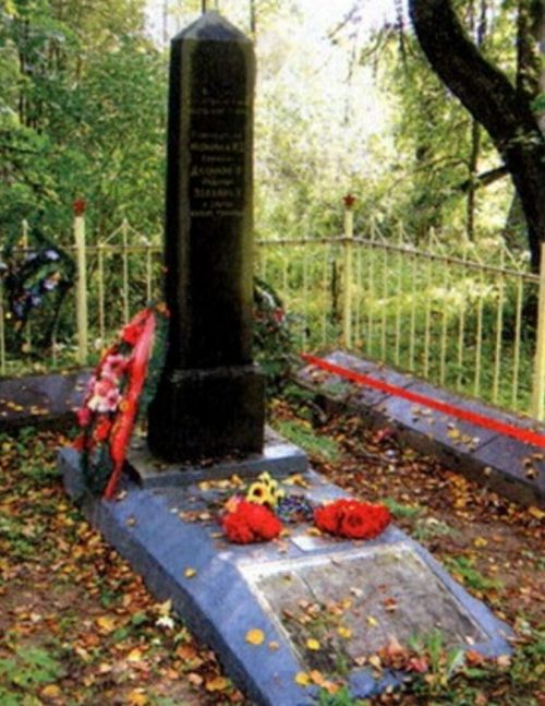 с. Орехово Ржевского р-на. Братская могила советских воинов.