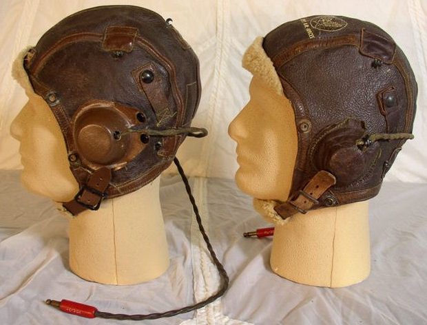 Модификации кожаного зимнего шлемофона B-6 летчика-истребителя. 