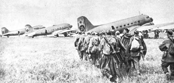 Посадка авиадесанта в Люйшунь (Порт-Артур) 22 августа 1945 г.