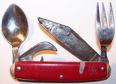 Армейские многофункциональные ножи с вилкой и ложкой.