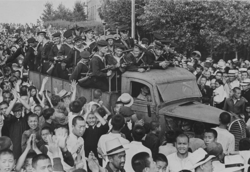Моряки Амурской военной флотилии в Маньчжурии. Август 1945 г. 