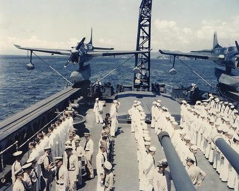 Офицеры и экипаж авианосца «Biloxi». Октябрь 1943 г.
