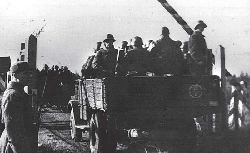 Части 65-го особого стрелкового корпуса Красной Армии вступают в Эстонию. Октябрь 1939 г.