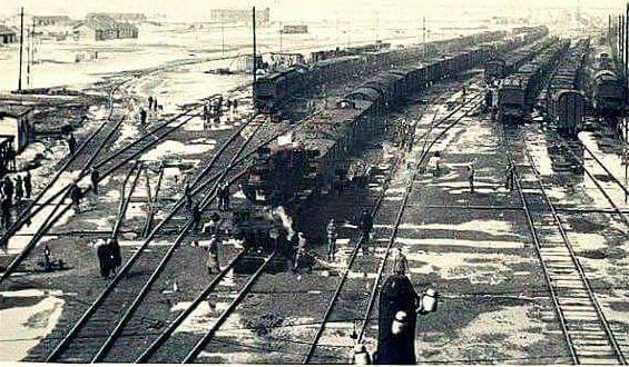 Железнодорожная станция. 1943 г. 