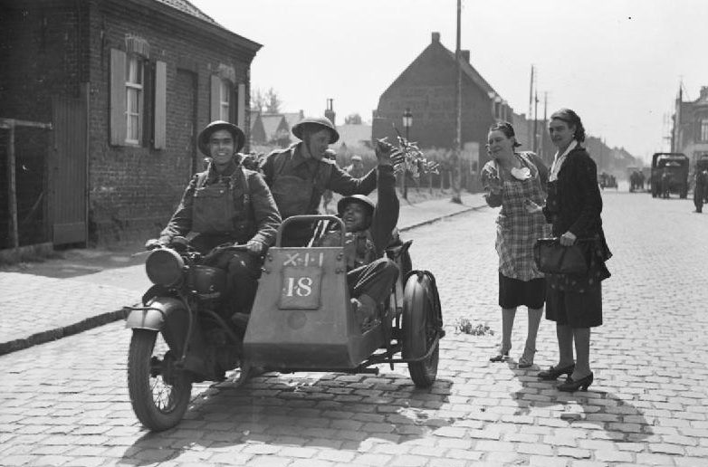 Британские войска входят в Бельгию. Май 1940 г. 