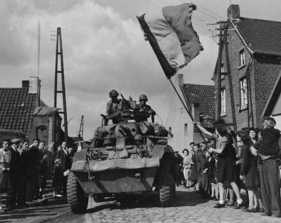 Бельгийцы встречают освободителей. Сентябрь 1944 г.