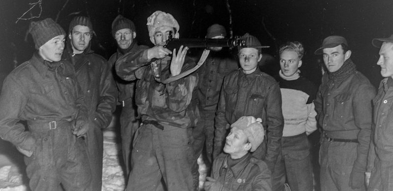 Тренировка норвежских добровольцев после освобождения Киркенеса. Октябрь 1944 г.