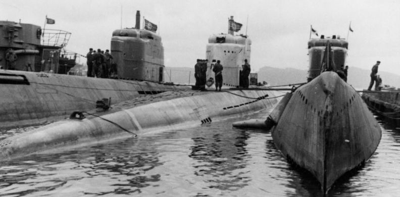 Немецкие подводные лодки 11-ой флотилии в Бергене. Апрель 1945 г. 