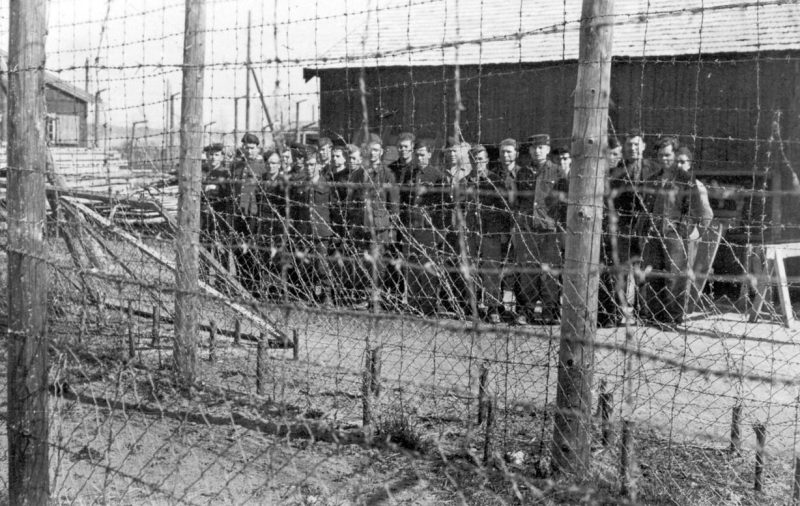 Советские военнопленные в концлагере Фальстад. 8 мая 1945 г.