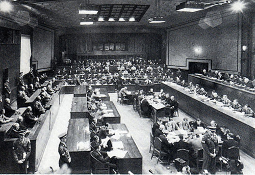 Заседание суда. 1946 г. 