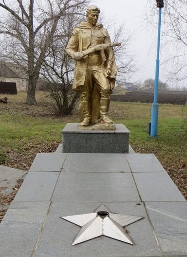 Памятник на братской могиле.