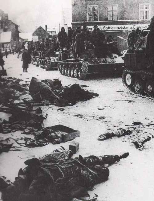 Советские войска во время Висло-Одерского наступления.