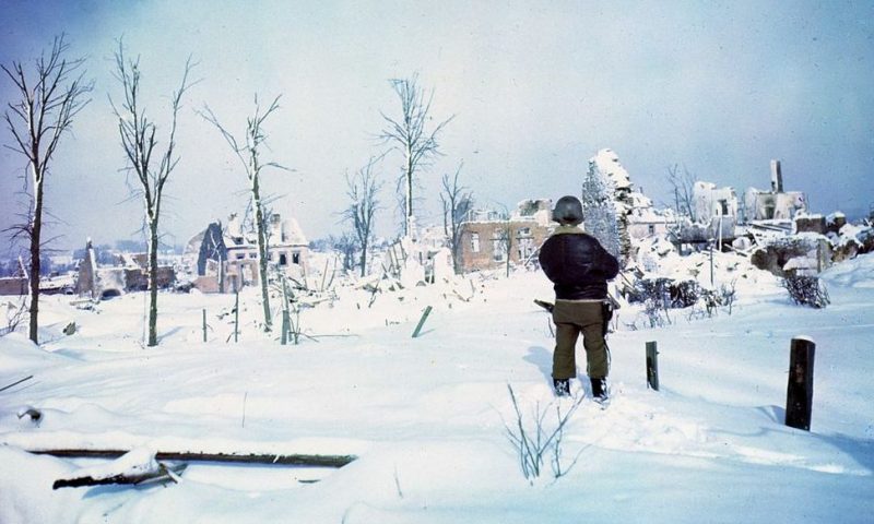 Разрушения в Сент-Вит, Бельгия. Январь 1945 г.