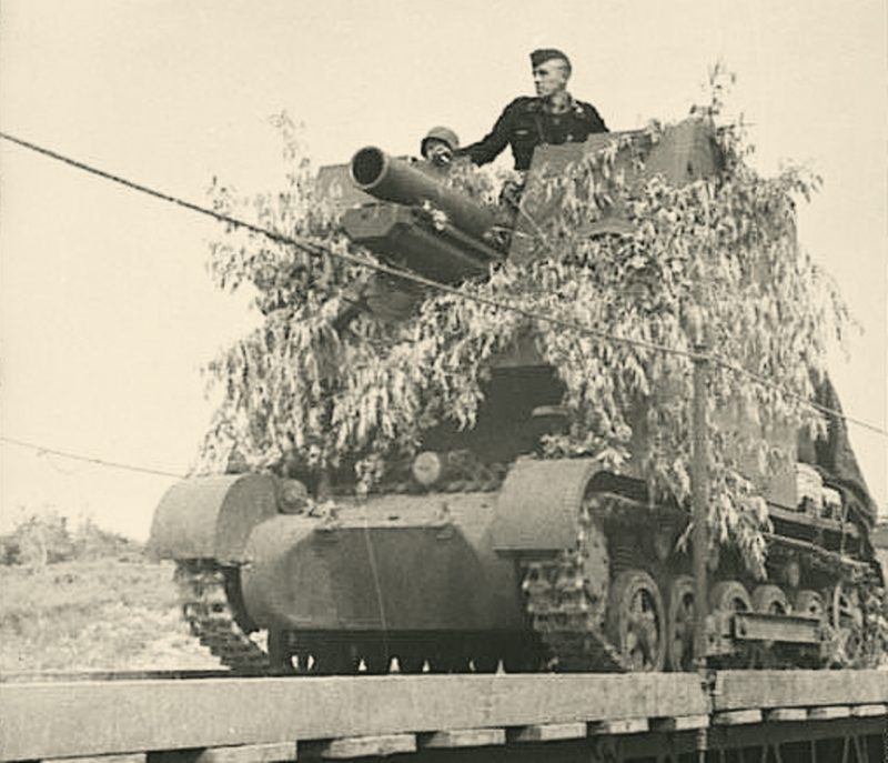 Немцы входят в город. 1941 г.