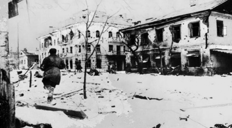 Уличный бой за город. Январь 1943 г.