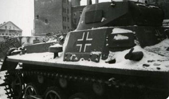 Подбитые немецкие танки. 1943 г. 