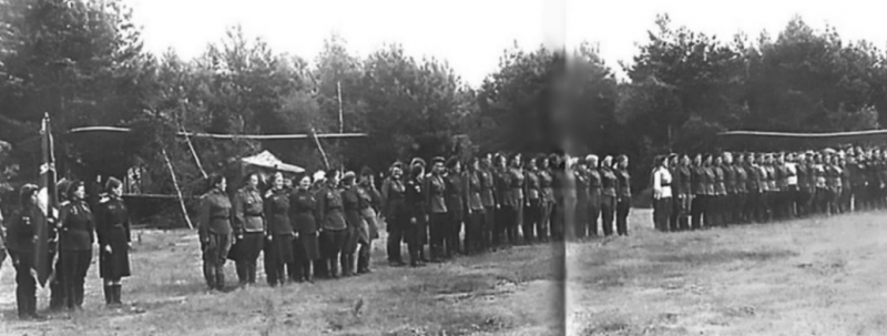 Торжественное построение полка. 1944 г.
