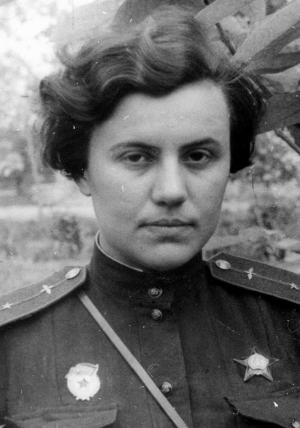 Начальник штаба полка, гвардии капитан Ирина Ракобольская. 1944 г. 