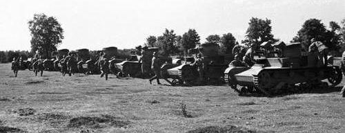 Легкие танки «Vickers Ew» в польской армии. Лето 1939 г. 