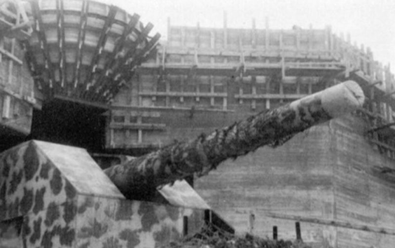 Строительство 406-мм береговой батареи «Линдеман». 1941 г.