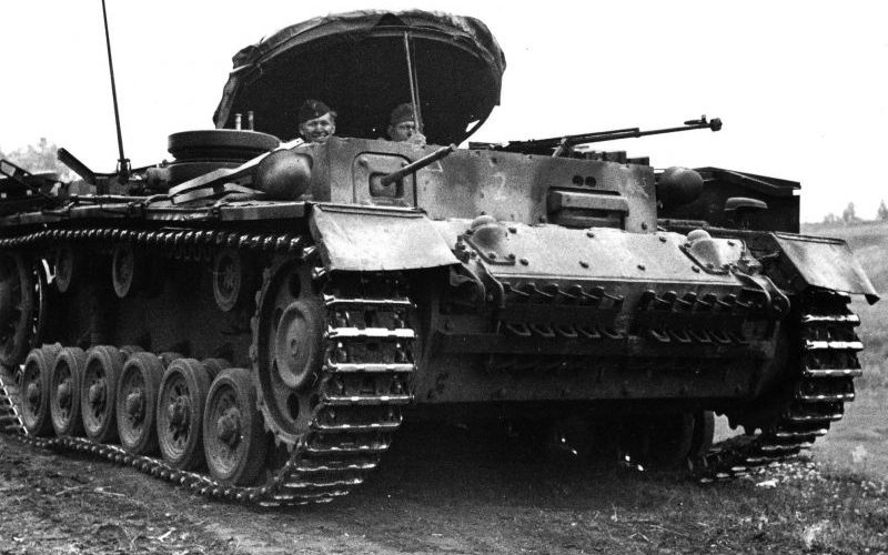 Транспортеры боеприпасов на базе танка Pz.Kpfw. III Mun. Schl. III Ausf. G. 1943 г. 