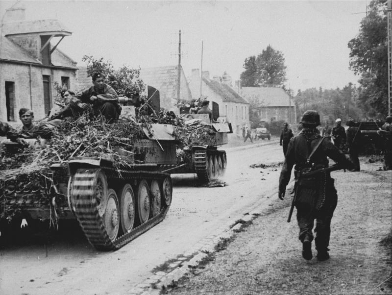 ЗСУ Flakpanzer 38(t) в Нормандии. Июнь 1944 г. 