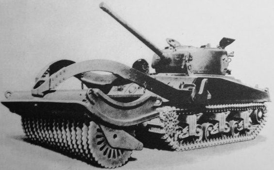 Минный катковый трал T-1E4. 1944 г. 