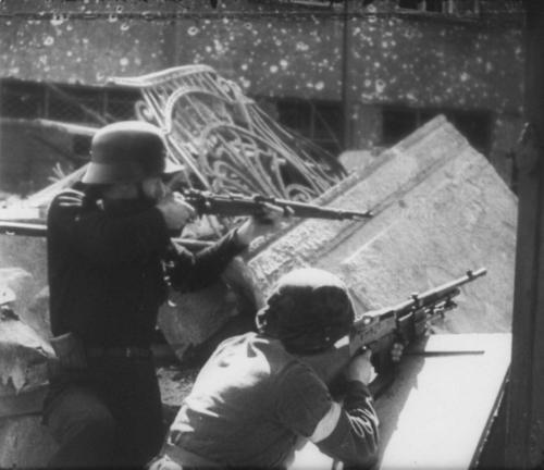 Участники Варшавского восстания. 1944 г. 