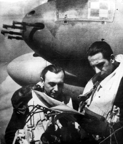 Польские летчики у Mosquito FB VI. Весна 1944 г.