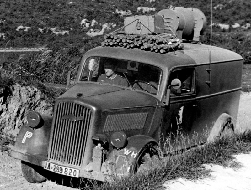 Фургон «Opel Blitz 2.5-32». 1942 г. 