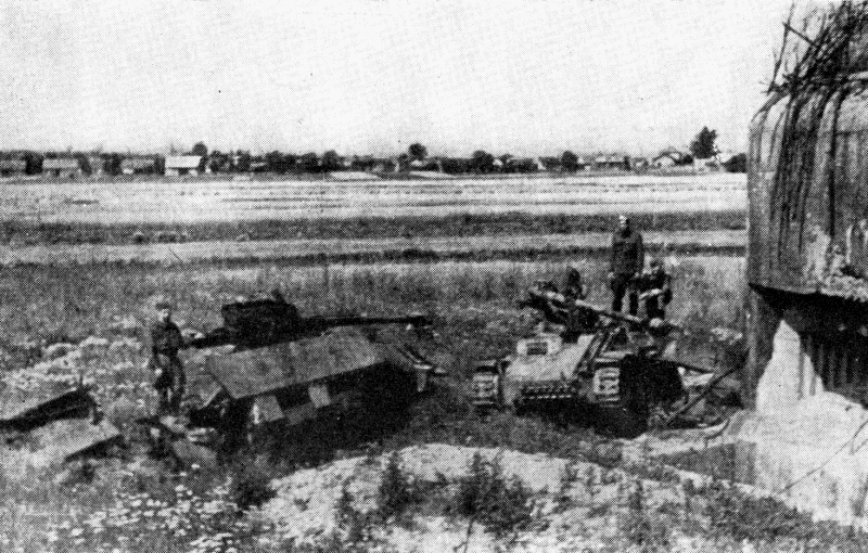 Захваченный опорный пункт немцев под Остравой. 