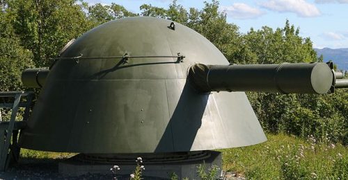 Дальномер Em 10,5m в бронированной башне для орудий 28 cm SK C/34 в форте Austrått в Эрланде, Норвегия.