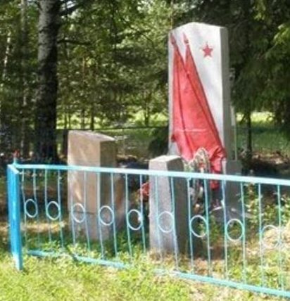 д. Козодои Пустошкинского р-на. Братская могила советских воинов, погибших в годы войны.