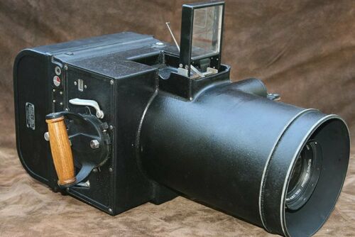Фотокамера «Fairchild F-56».с 20-дюймовый объективом B&L.