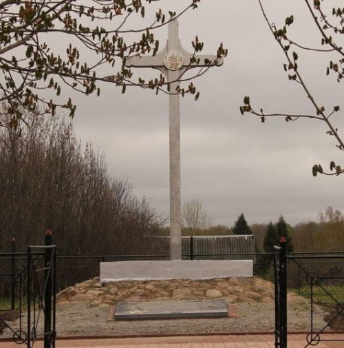 д. Вече Пушкиногорского р-на. Братская могила советских воинов, погибших в 1944 году.
