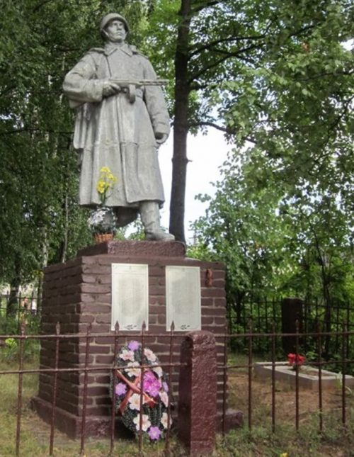 д. Лехово Невельского р-на. Братская могила советских воинов, погибших в годы войны.