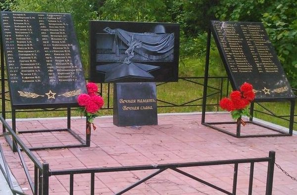  д. Сидорово Палкинского р-на. Братская могила советских воинов, погибших в 1944 году.
