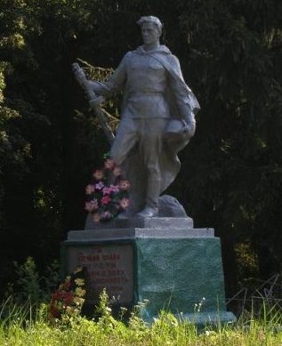 с. Сербы Емильчинского р-на. Братская могила 249 советских воинов, погибших в боях за село в 1941 году.